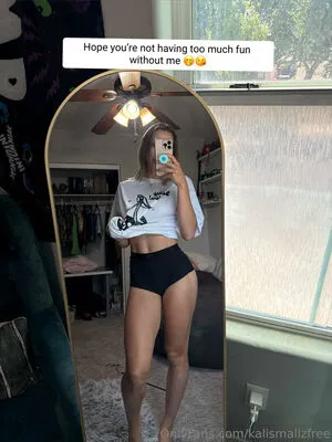 Kalismallzfree OnlyFans Leaked Free Thumbnail Picture - #dgee7pw6Xv