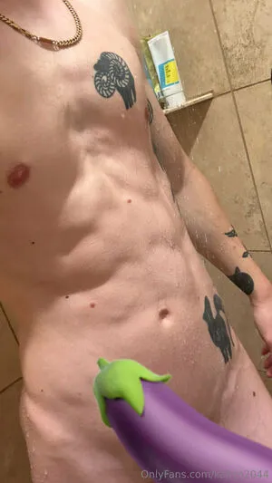 Kallen2044 OnlyFans Leaked Free Thumbnail Picture - #1x6Y0G0cPd