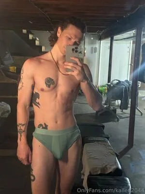 Kallen2044 OnlyFans Leaked Free Thumbnail Picture - #8Cpr8wZ7xB