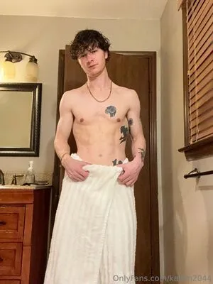 Kallen2044 OnlyFans Leaked Free Thumbnail Picture - #UhpVfsF0wf