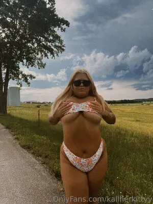 Kallherkittyy OnlyFans Leaked Free Thumbnail Picture - #kuPZXpqdeq