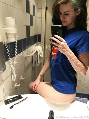 Kalliskyfree OnlyFans Leaked Free Thumbnail Picture - #CjMWoyu73L