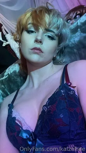 Kalzefree OnlyFans Leaked Free Thumbnail Picture - #gNi8YpFpPz