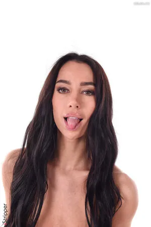 Kama Oxi OnlyFans Leaked Free Thumbnail Picture - #7DLscKAnnR