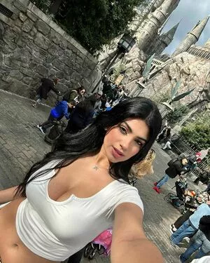 Kami Cosplayer OnlyFans Leaked Free Thumbnail Picture - #2rWYMTvUF0