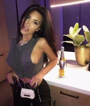 Kami Osman OnlyFans Leaked Free Thumbnail Picture - #bppJSWQevM