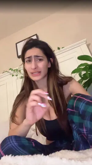 Kami OnlyFans Leaked Free Thumbnail Picture - #v06f442N3V