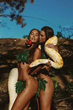 Kamilaexclusive OnlyFans Leaked Free Thumbnail Picture - #409V4BaILp
