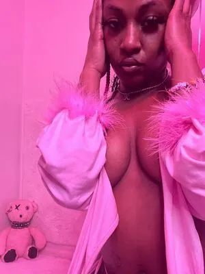 Kamtunechi OnlyFans Leaked Free Thumbnail Picture - #CrfFsNIg4v