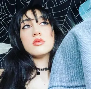 Kandiesz OnlyFans Leaked Free Thumbnail Picture - #DIAMIQCHF0