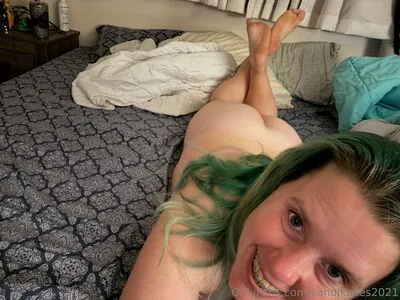 Kandikakes2021 OnlyFans Leaked Free Thumbnail Picture - #i999te5iz4