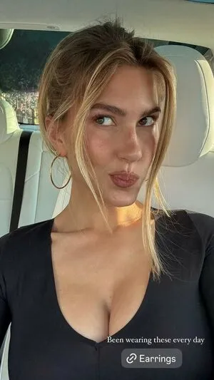 Kara Del Toro OnlyFans Leaked Free Thumbnail Picture - #c4V4umaPnE