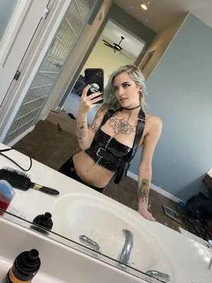 Kara Is Moody OnlyFans Leaked Free Thumbnail Picture - #s6tuftaMN1