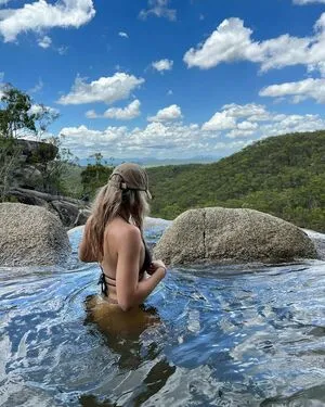 Kara Mia Van Pletzen OnlyFans Leaked Free Thumbnail Picture - #qI2vg6s7b0