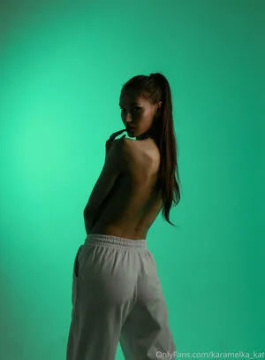 Karamelka Kat OnlyFans Leaked Free Thumbnail Picture - #0BzsyJ3os2