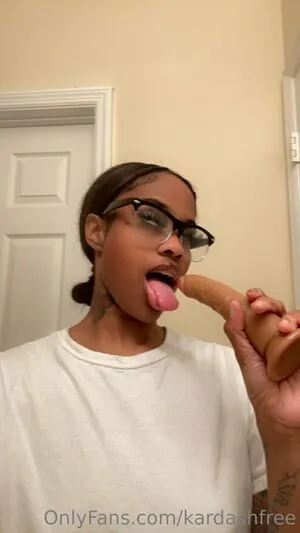 Kardashfree OnlyFans Leaked Free Thumbnail Picture - #SODq9lXSbd