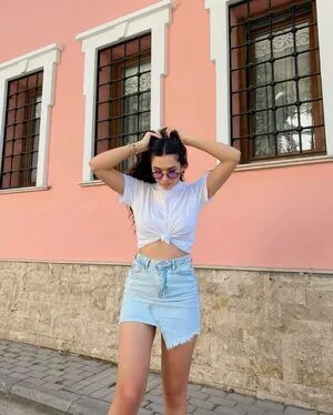 Kardeniz Kilic OnlyFans Leaked Free Thumbnail Picture - #2xsfk8OjCa