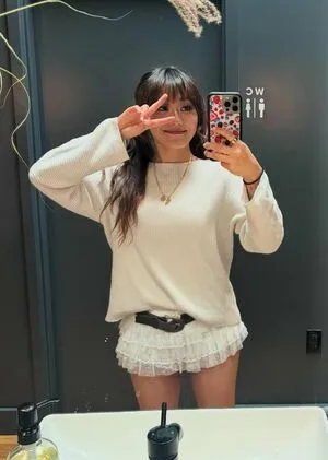 Karen Fukuhara OnlyFans Leaked Free Thumbnail Picture - #Q4UIUN7xf6