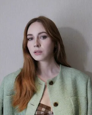 Karen Gillan OnlyFans Leaked Free Thumbnail Picture - #554AaKETEQ