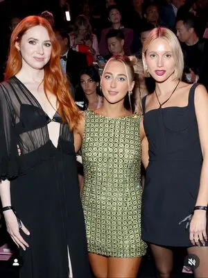 Karen Gillan OnlyFans Leaked Free Thumbnail Picture - #5AKhj95yUL