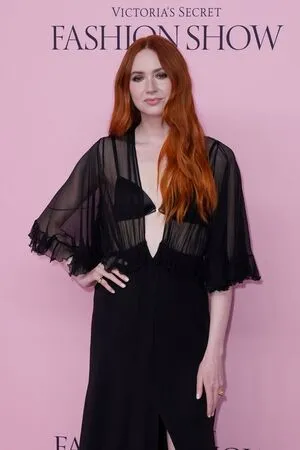Karen Gillan OnlyFans Leaked Free Thumbnail Picture - #5boNeTkch4