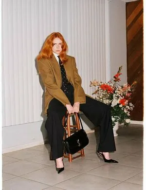 Karen Gillan OnlyFans Leaked Free Thumbnail Picture - #DybbzFsDvg