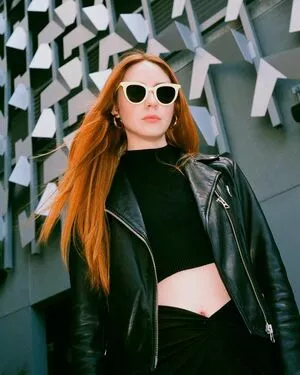 Karen Gillan OnlyFans Leaked Free Thumbnail Picture - #SStNEnbj0r