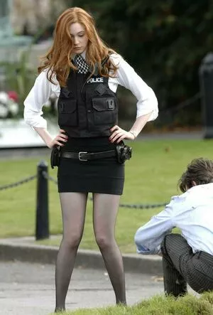 Karen Gillan OnlyFans Leaked Free Thumbnail Picture - #UgH8xevstH