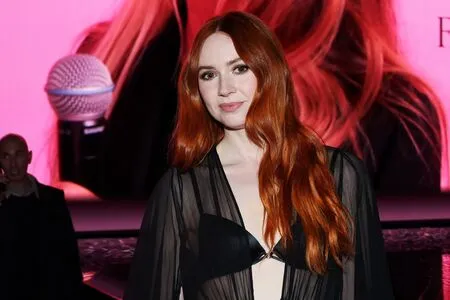 Karen Gillan OnlyFans Leaked Free Thumbnail Picture - #YgIOLp8tRg