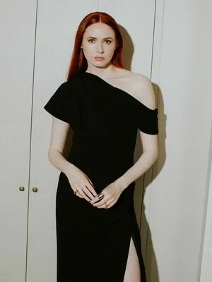Karen Gillan OnlyFans Leaked Free Thumbnail Picture - #m12QrN0Mll