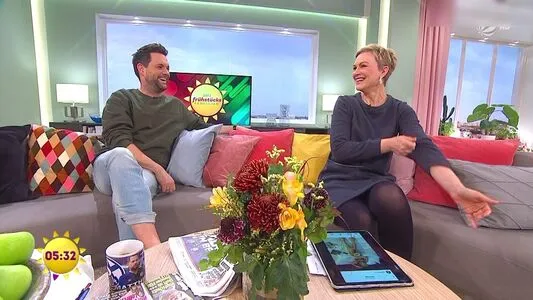 Karen Heinrichs OnlyFans Leaked Free Thumbnail Picture - #1vxNkwUYz5