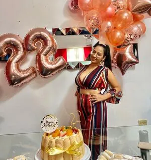 Karen Pinargote Torres OnlyFans Leaked Free Thumbnail Picture - #5LZ4TlD2pr