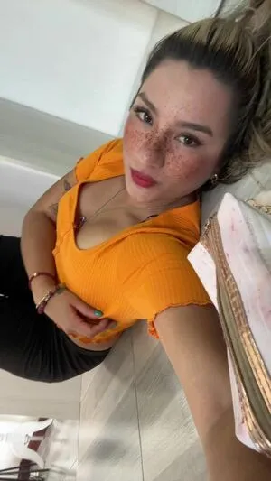 Karenhrnandz OnlyFans Leaked Free Thumbnail Picture - #18CARNgBfy