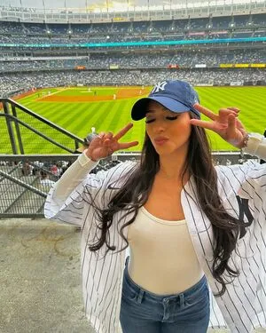 Karenn Fit OnlyFans Leaked Free Thumbnail Picture - #Dl6to2u68l