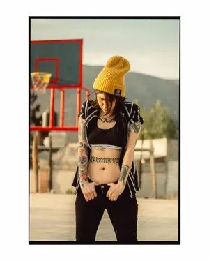 Karenzio OnlyFans Leaked Free Thumbnail Picture - #0metLi4oy8