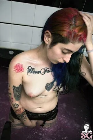 Karenzio OnlyFans Leaked Free Thumbnail Picture - #4i7BSlaEza