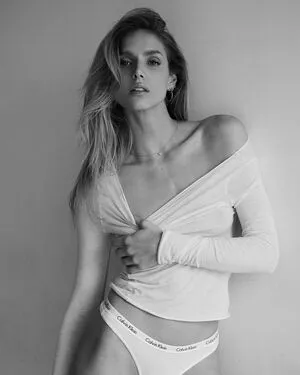 Kari Cassandra Riley OnlyFans Leaked Free Thumbnail Picture - #OibwlFuZUb