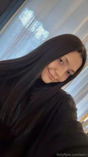Kari I OnlyFans Leaked Free Thumbnail Picture - #4YiwhiwILw