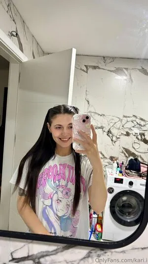 Kari I OnlyFans Leaked Free Thumbnail Picture - #vxMdOMAhen