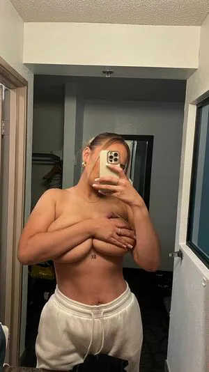 Karina Atavenitia OnlyFans Leaked Free Thumbnail Picture - #MIDRs2oyes