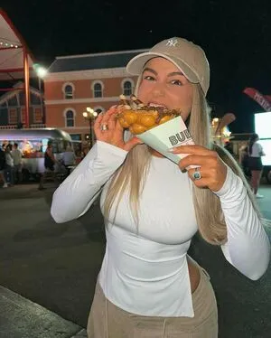 Karina Irby OnlyFans Leaked Free Thumbnail Picture - #KzoBPySocT