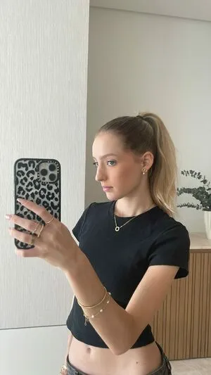 Karina Kurzawa OnlyFans Leaked Free Thumbnail Picture - #FLzDKSezEf