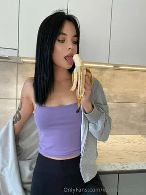 Karinasweety69 OnlyFans Leaked Free Thumbnail Picture - #Ktf1CwKDOW