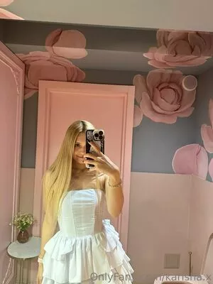 karisha.x OnlyFans Leaked Free Thumbnail Picture - #5PTx3NTAnK
