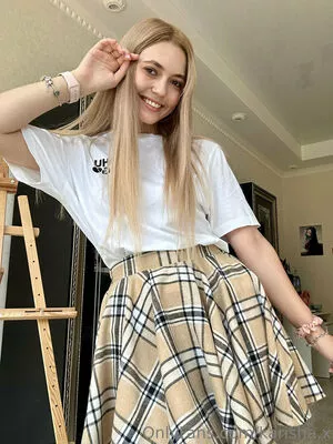 karisha.x OnlyFans Leaked Free Thumbnail Picture - #hHDh5vEac6