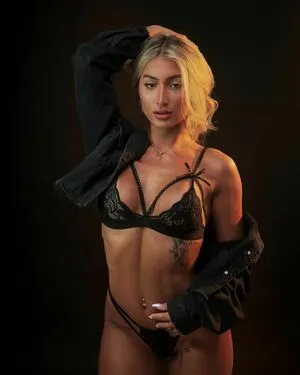 Karissaa Bauzonn OnlyFans Leaked Free Thumbnail Picture - #Kaoui6d0ES