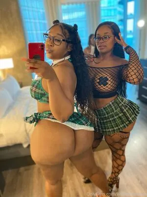 Karitamonique OnlyFans Leaked Free Thumbnail Picture - #HnMc1euZwC