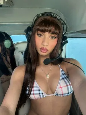 Karlanyrobie OnlyFans Leaked Free Thumbnail Picture - #qoosAMG6Z2