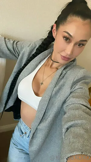 Karleaxoxo OnlyFans Leaked Free Thumbnail Picture - #0Ikubd6e6F