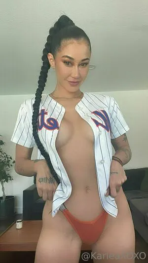 Karleaxoxo OnlyFans Leaked Free Thumbnail Picture - #FXH1hTTDN9